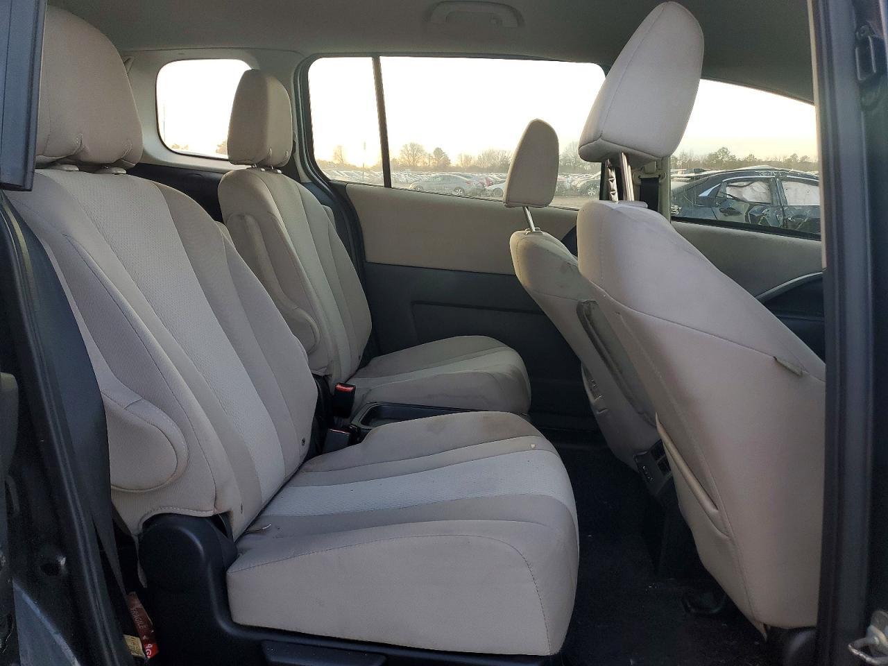 2013 Mazda 5