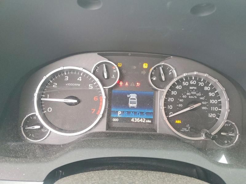 2014 Toyota Tundra Crewmax Platinum