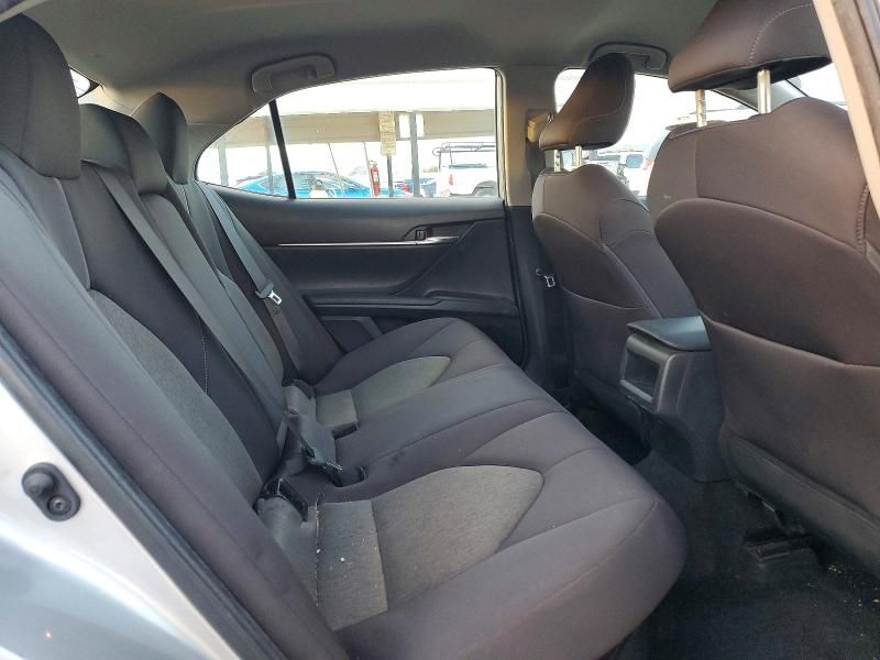 2022 Toyota Camry le