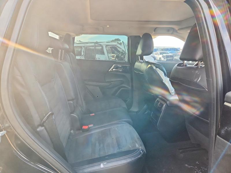 2022 Mitsubishi Outlander se