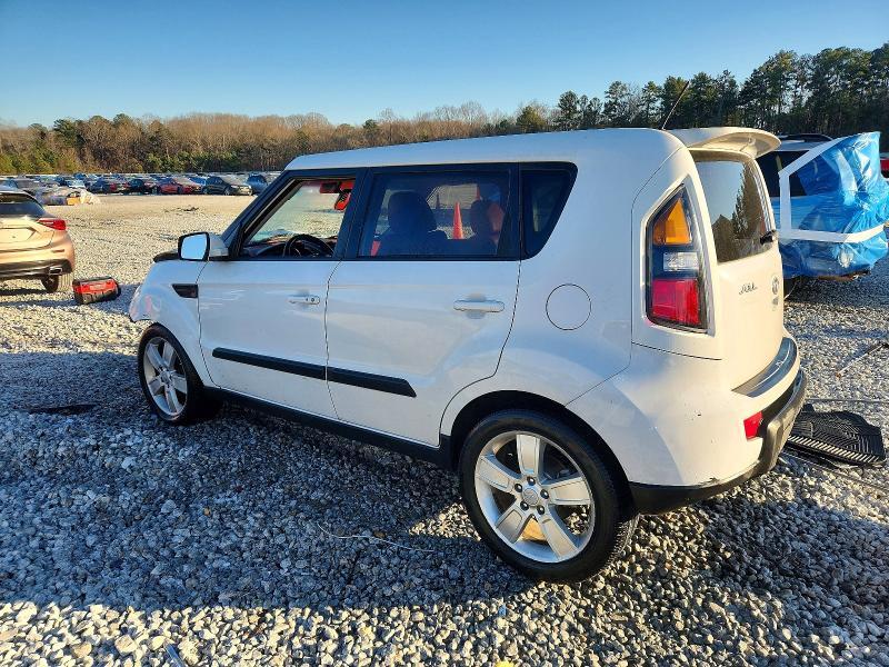 2011 KIA Soul +