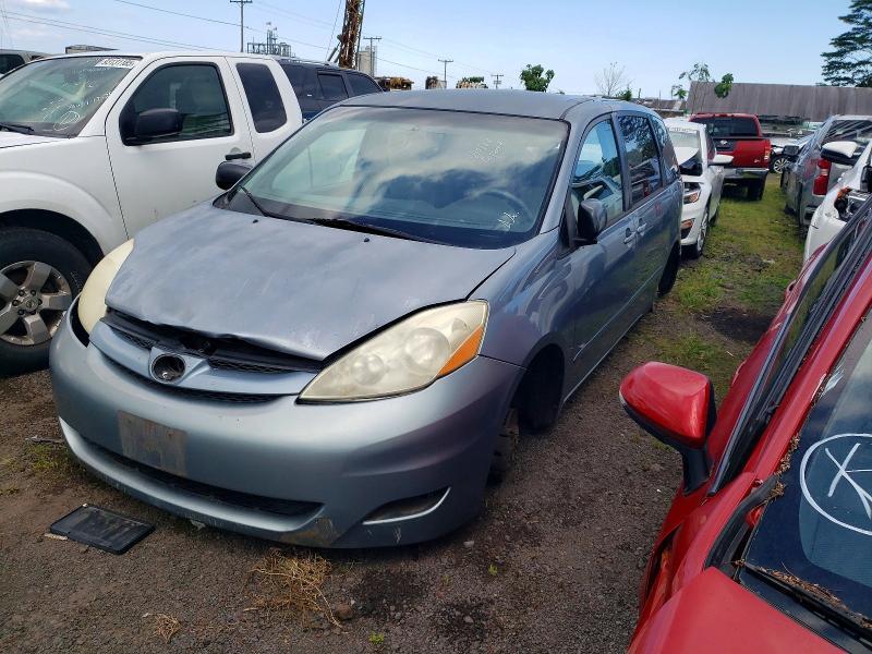 2010 Toyota Sienna ce