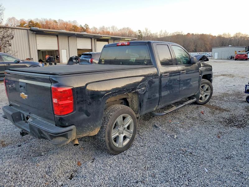 2017 Chevrolet Silverado C1500 Custom