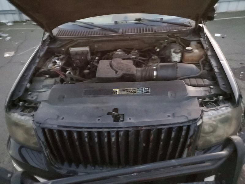 2004 Ford Expedition Eddie Bauer