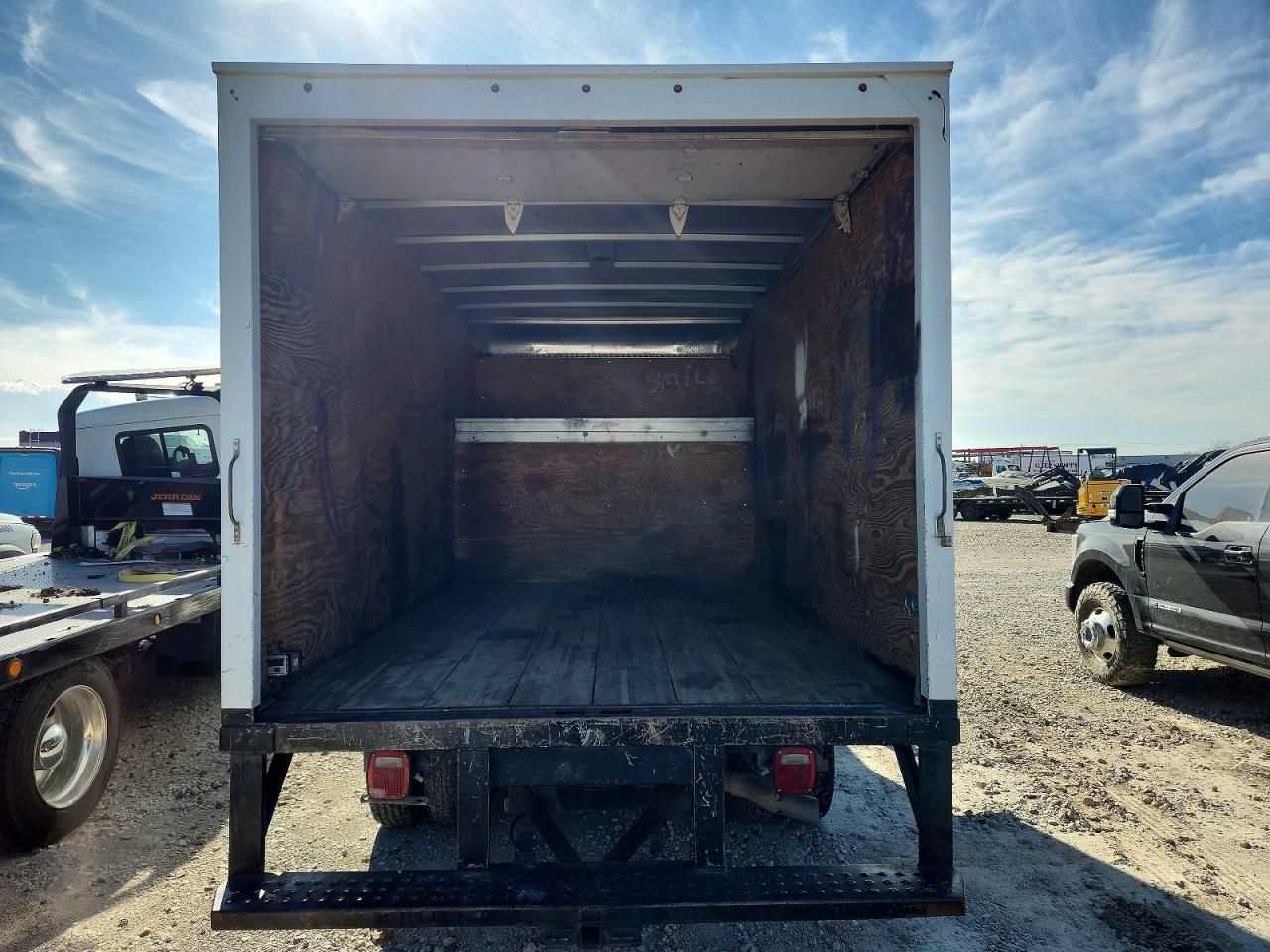 2014 Ford F350 Super Duty BOX Truck