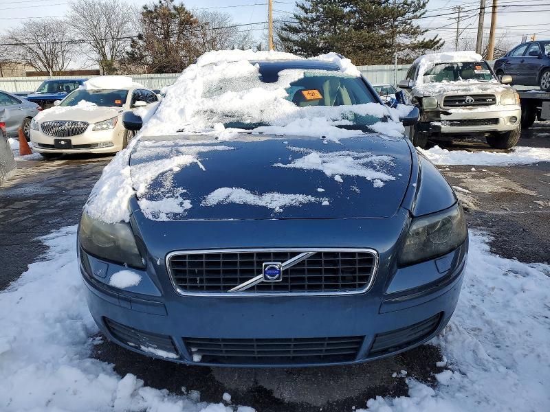 2005 Volvo V50 2.4i