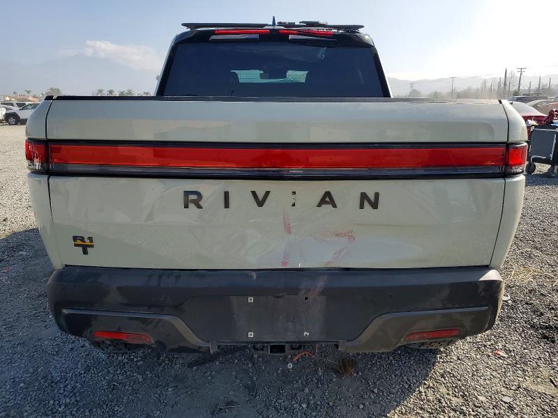 2025 Rivian R1T Adventure