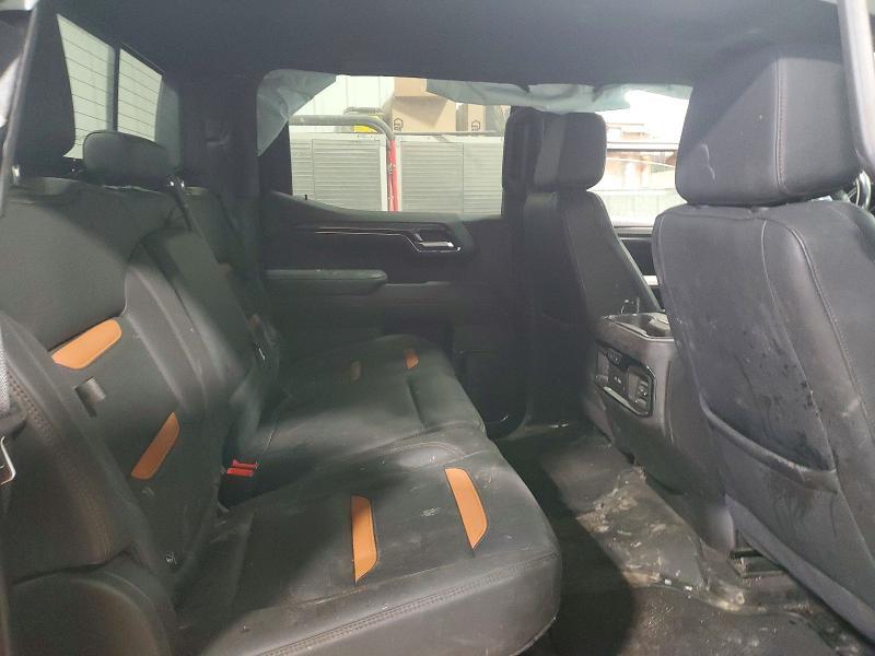 2024 GMC Sierra K1500 AT4