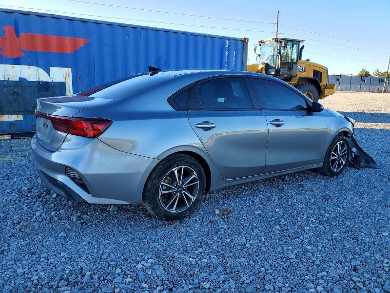 2022 KIA Forte fe