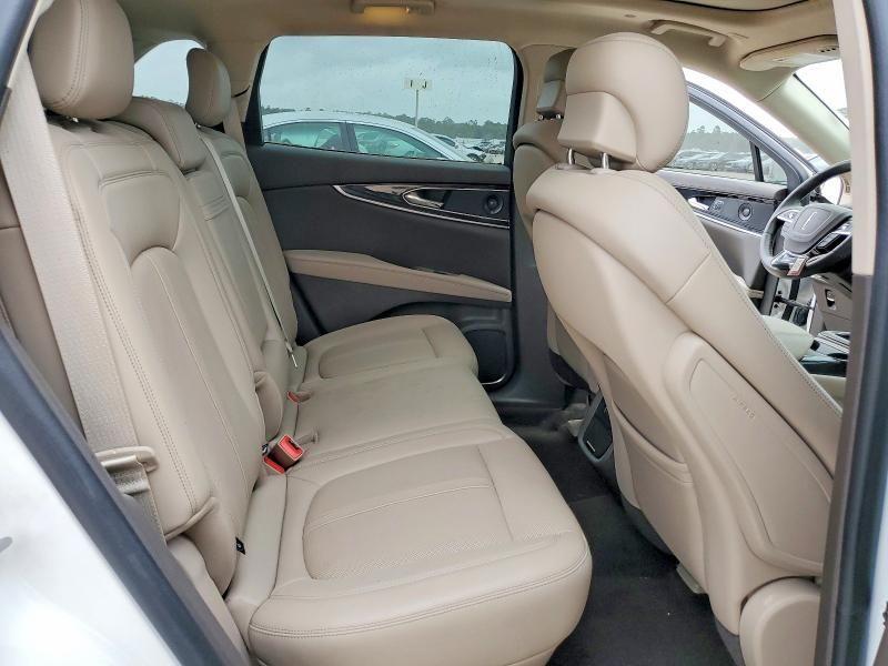 2021 Lincoln Nautilus Reserve