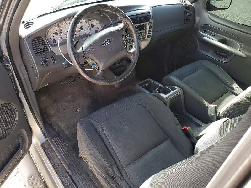 2001 Ford Explorer Sport