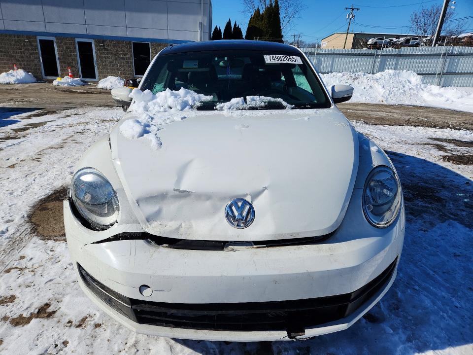2013 Volkswagen Beetle