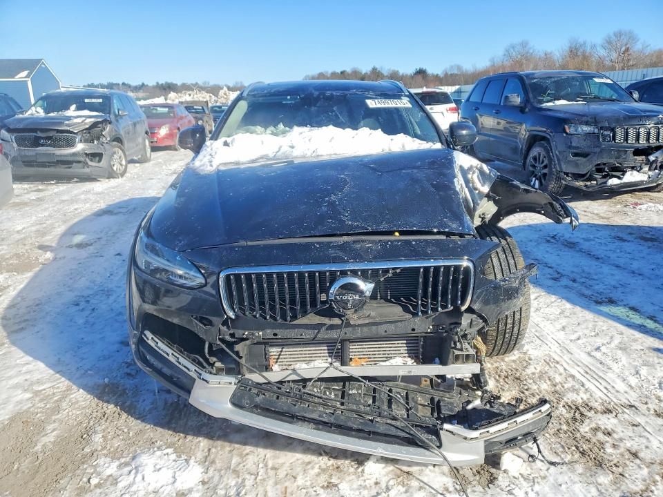 2017 Volvo V90 Cross Country T6 Inscription