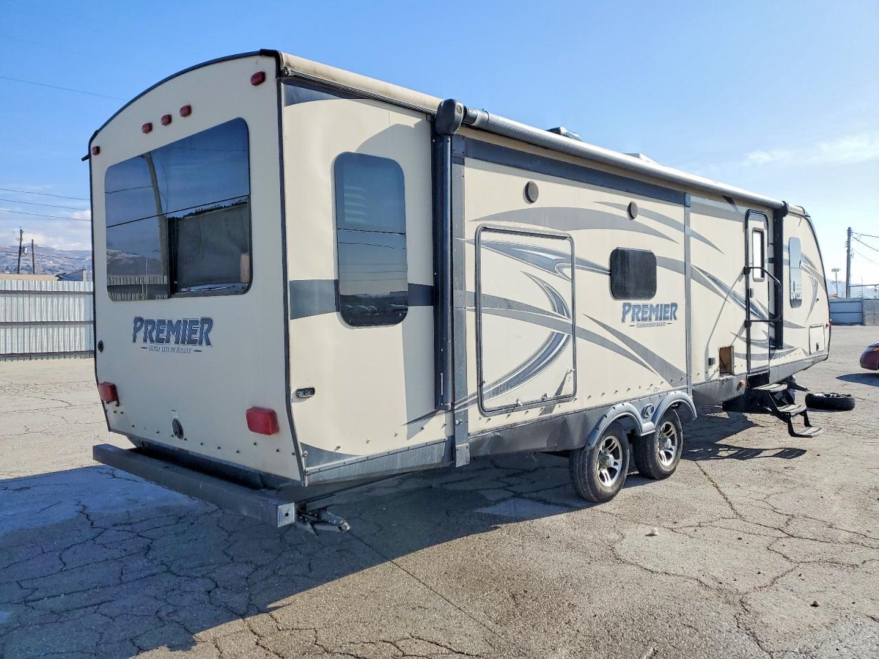 2016 Keystone Premier Camper