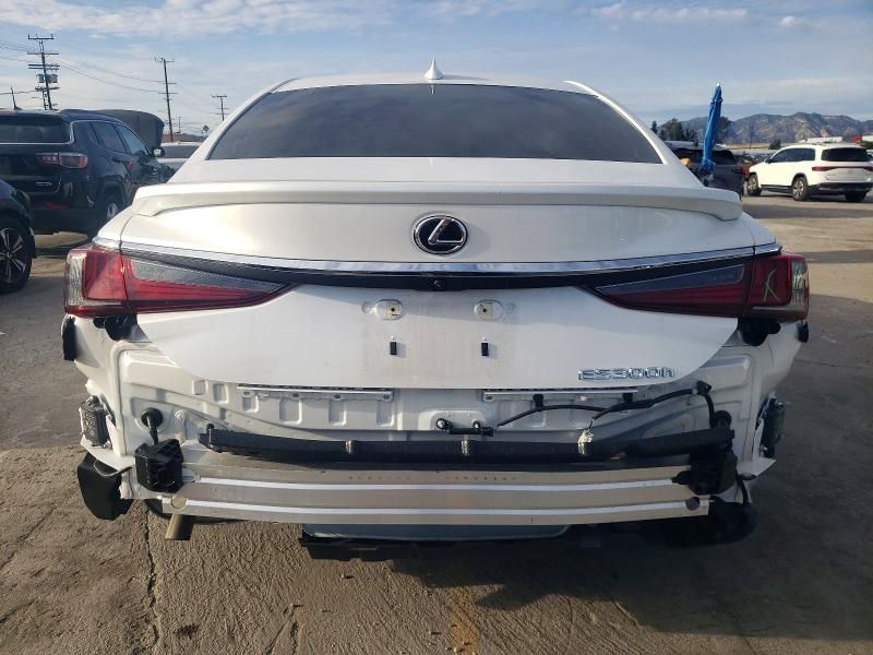 2025 Lexus Es 300h Base