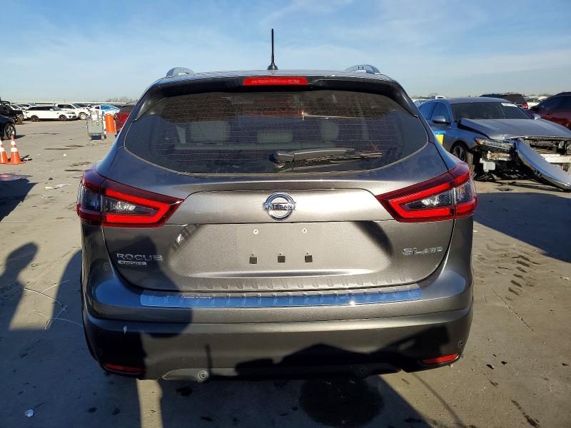 2022 Nissan Rogue Sport sl