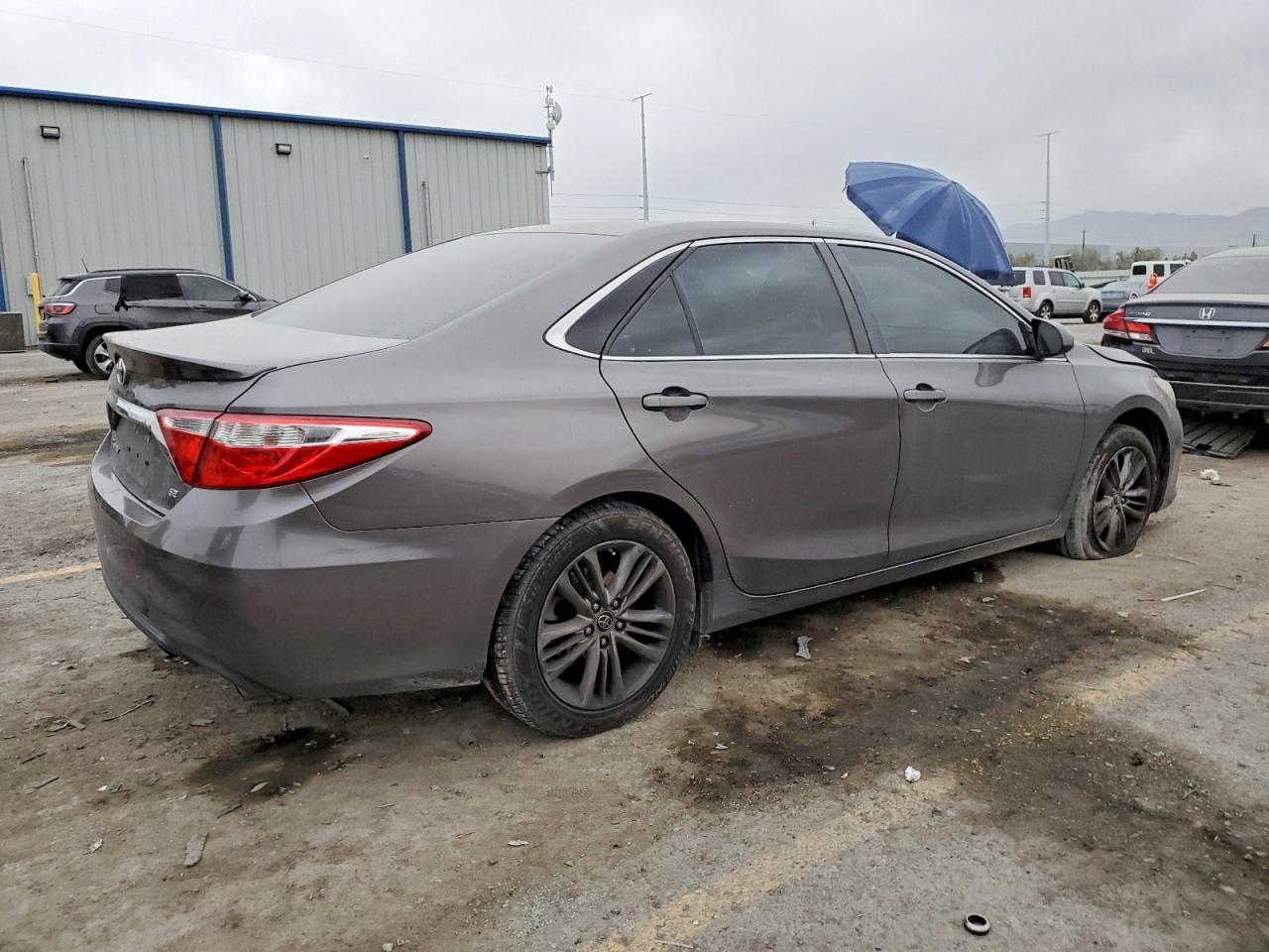 2015 Toyota Camry le