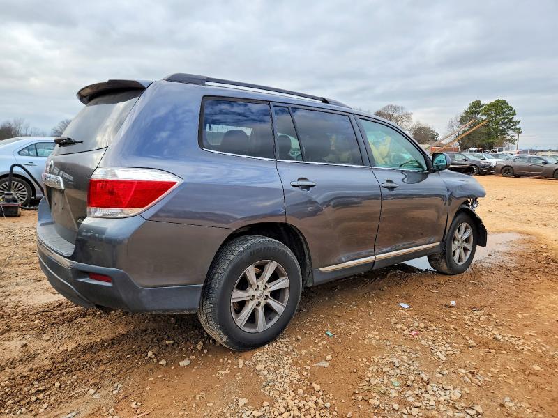 2013 Toyota Highlander Base