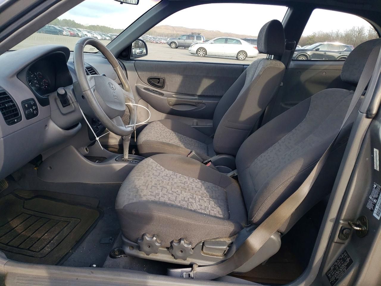 2003 Hyundai Accent gl