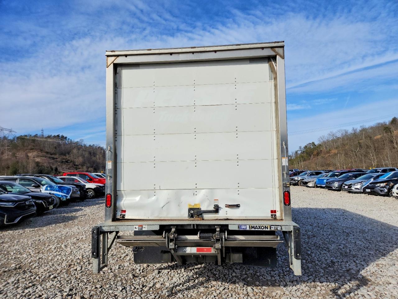 2021 Chev 4500-BOX Truck