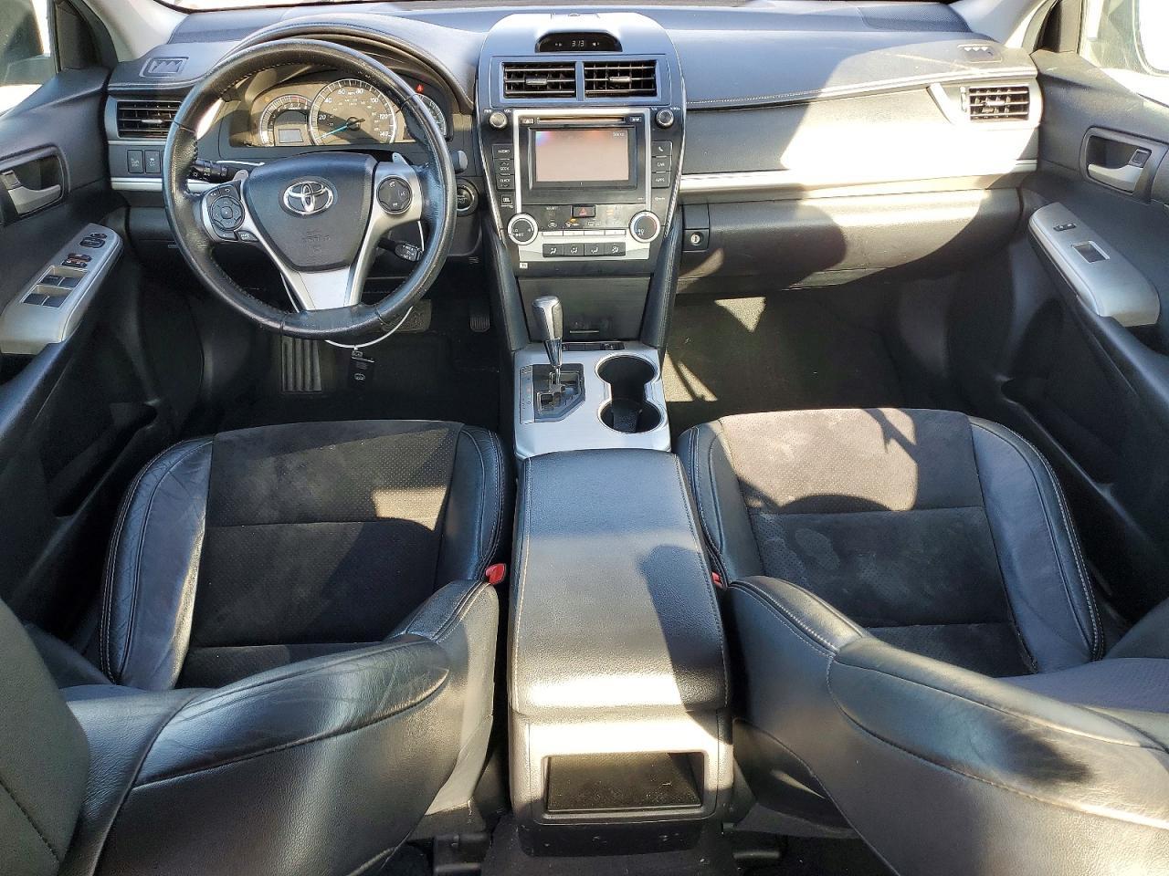 2013 Toyota Camry se