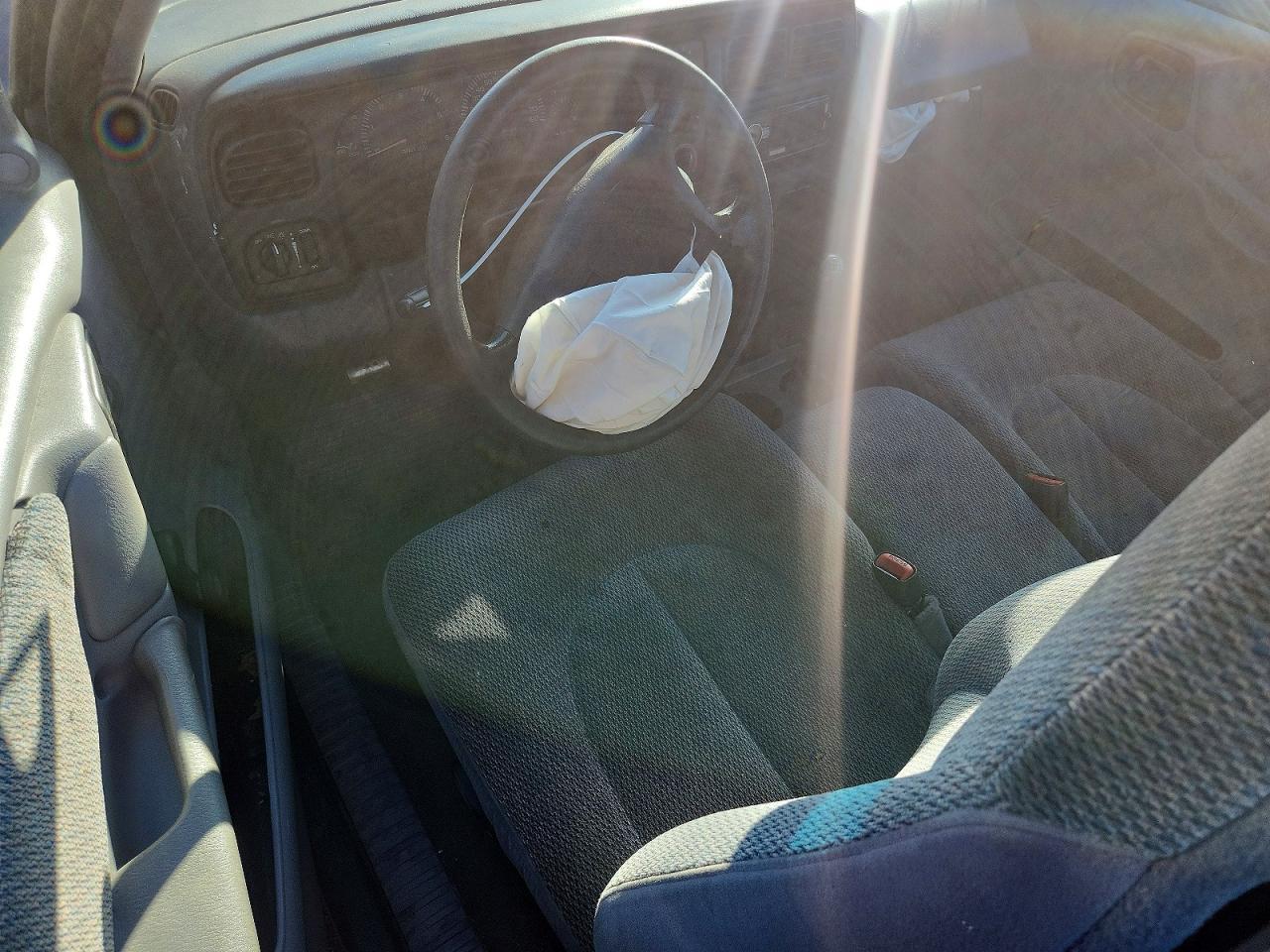 1999 Dodge Dakota