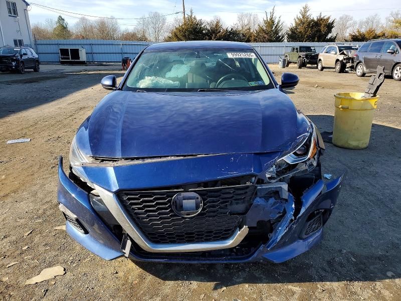 2019 Nissan Altima s