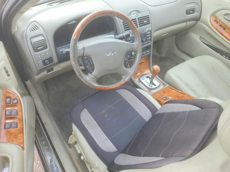 2004 Infiniti I35
