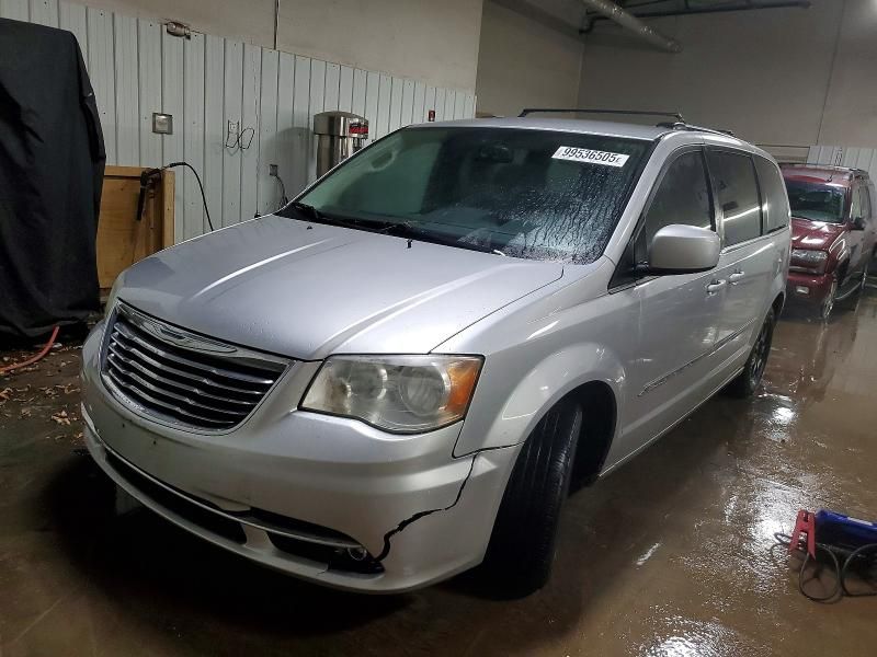 2012 Chrysler Town & Country Touring