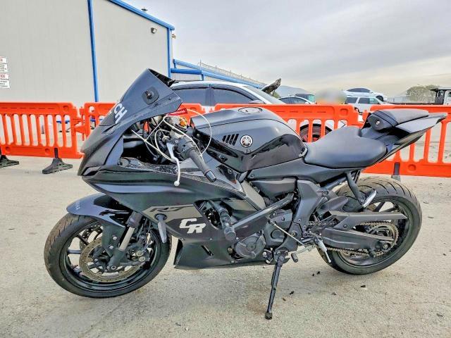 2025 Yama YZFR7