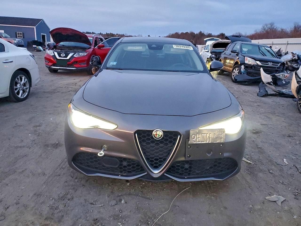2017 Alfa Romeo Giulia ti Q4