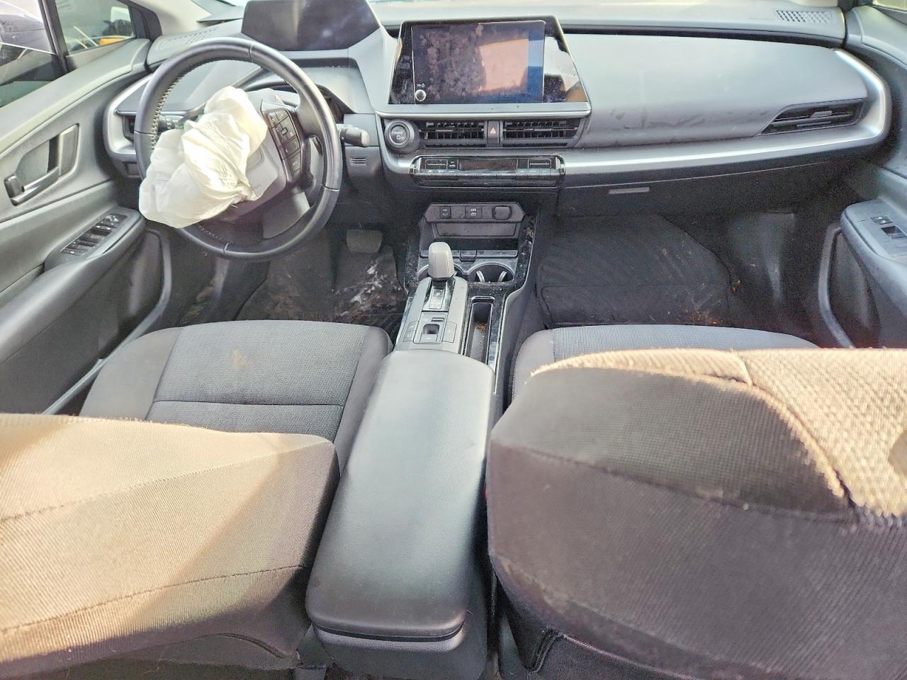 2023 Toyota Prius le