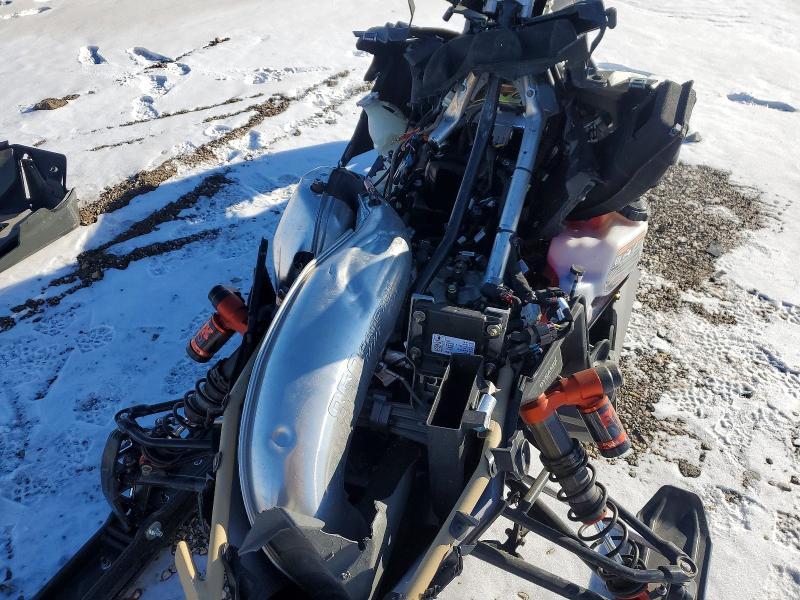2025 Polaris 2025 pol Snowmobile