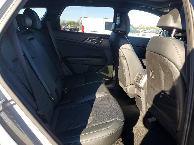 2023 KIA Sportage x Line