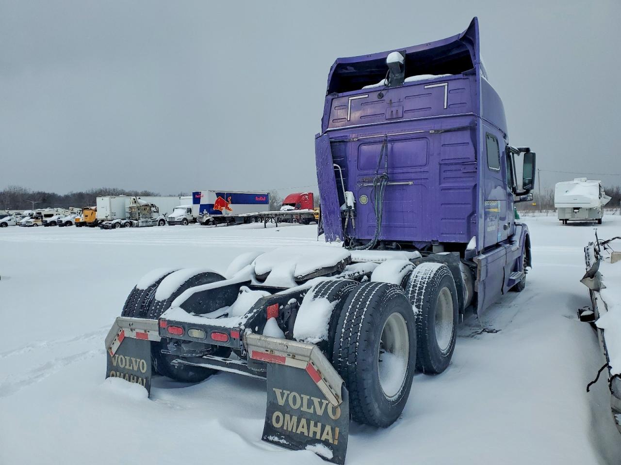 2016 Volvo VNL Semi Truck
