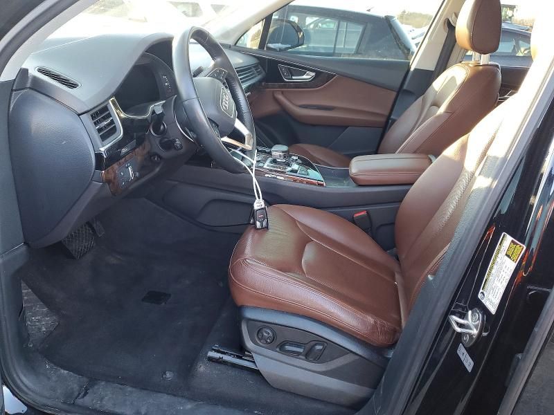 2019 Audi Q7 Premium Plus