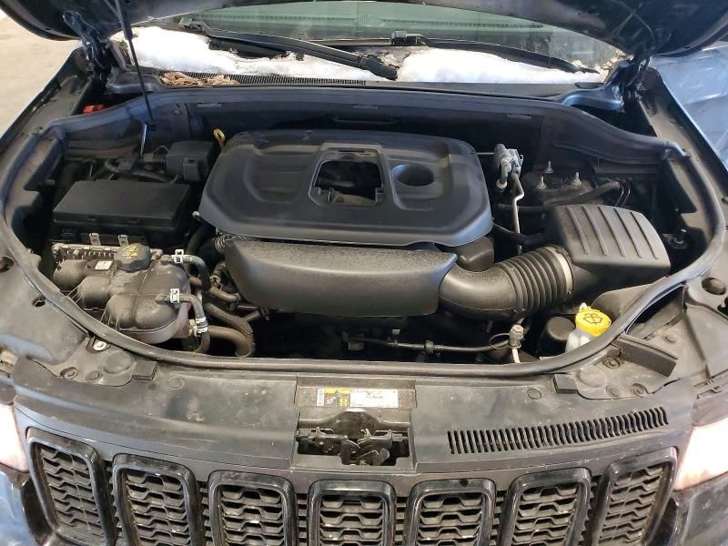 2020 Jeep Grand Cherokee Laredo