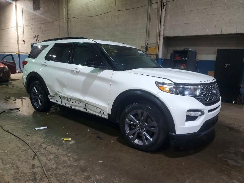 2022 Ford Explorer xlt