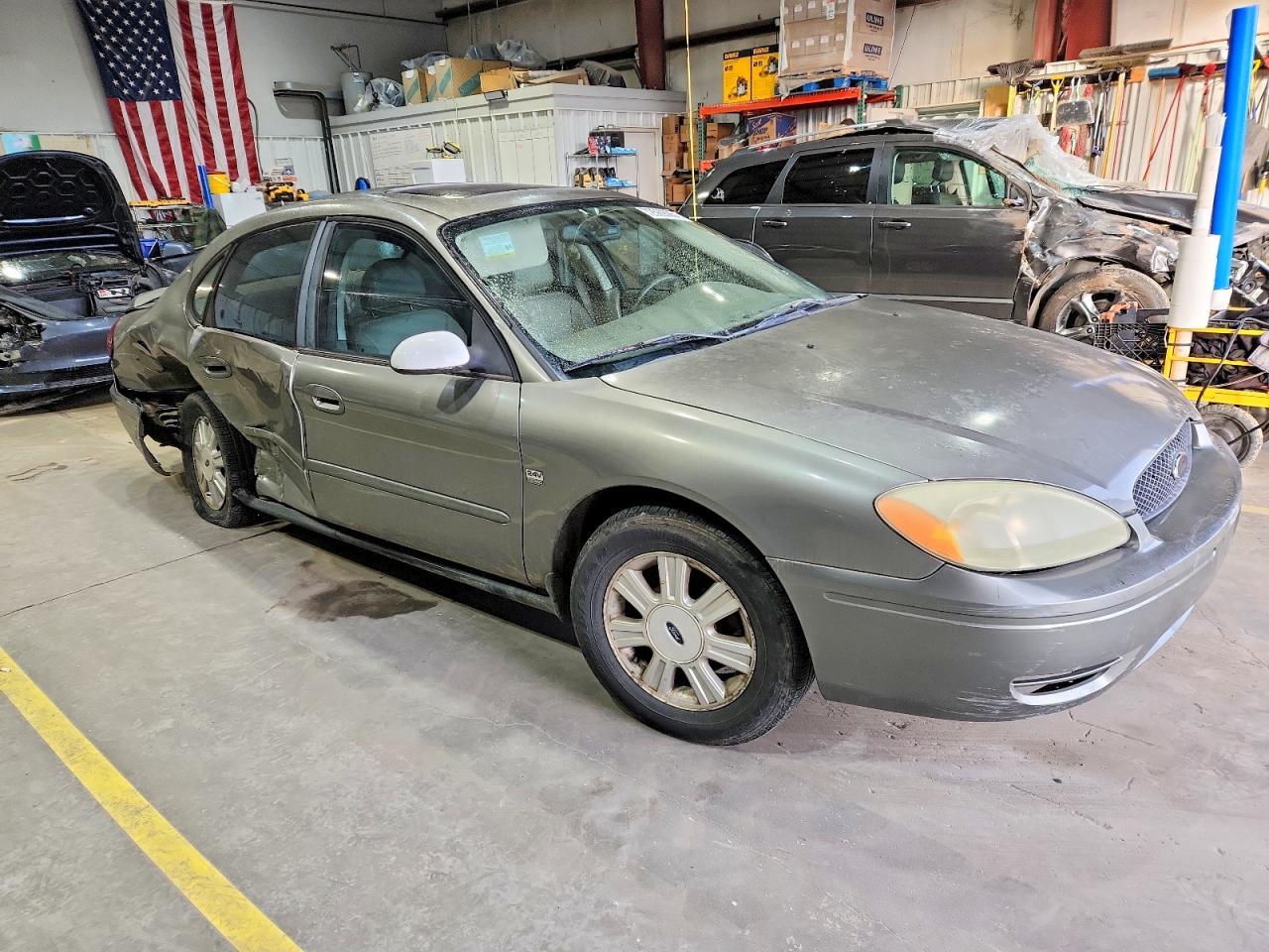 2004 Ford Taurus sel