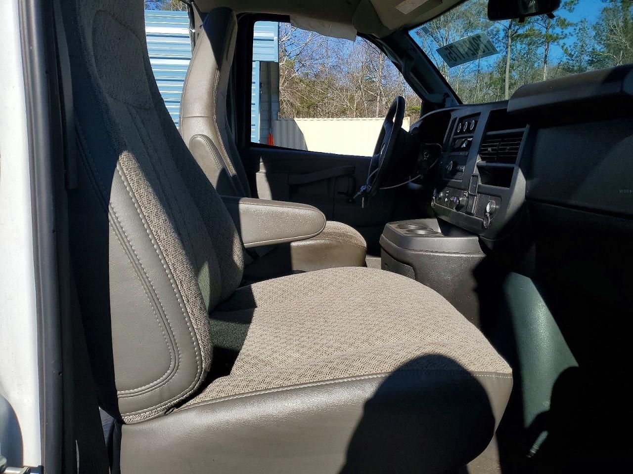 2023 Chevrolet Express G3500