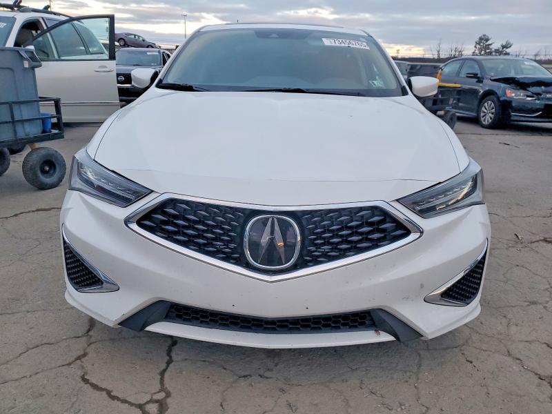 2022 Acura ILX