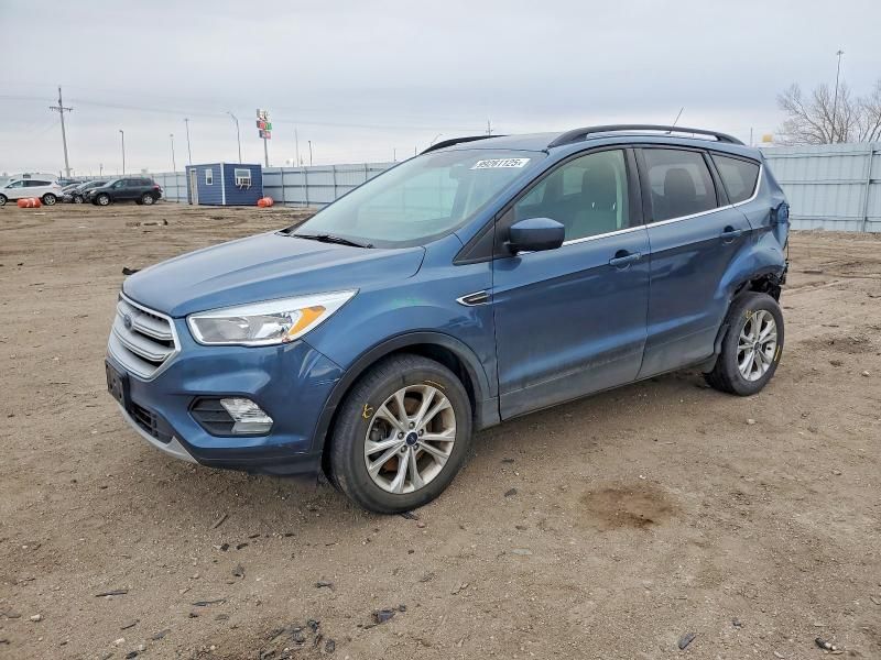 2018 Ford Escape se