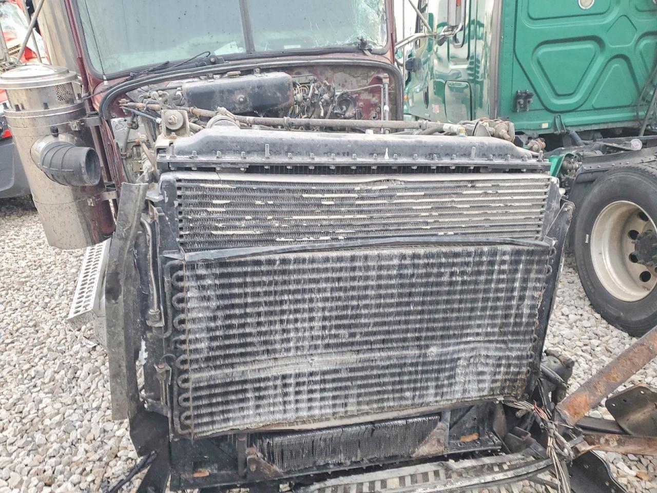 1998 Westenstar 1998 Western Star 4900 Semi Truck