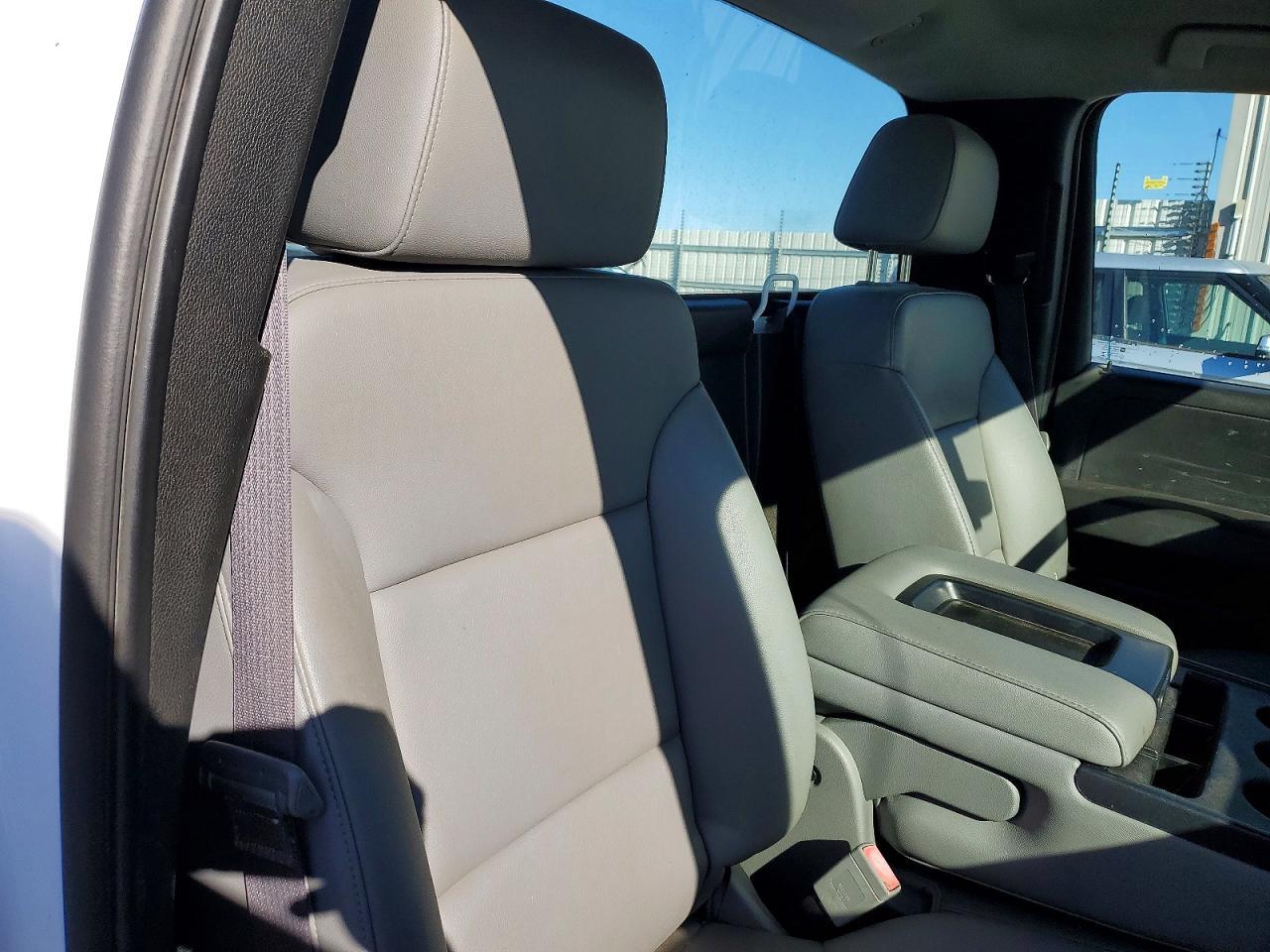 2017 Chevrolet Silverado C1500