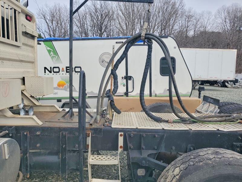 2012 Kenworth T800 Semi Truck