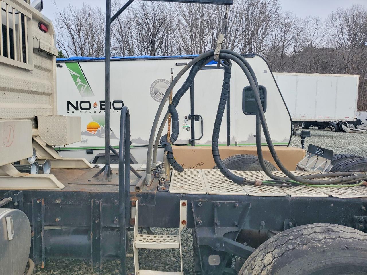 2012 Kenworth T800 Semi Truck