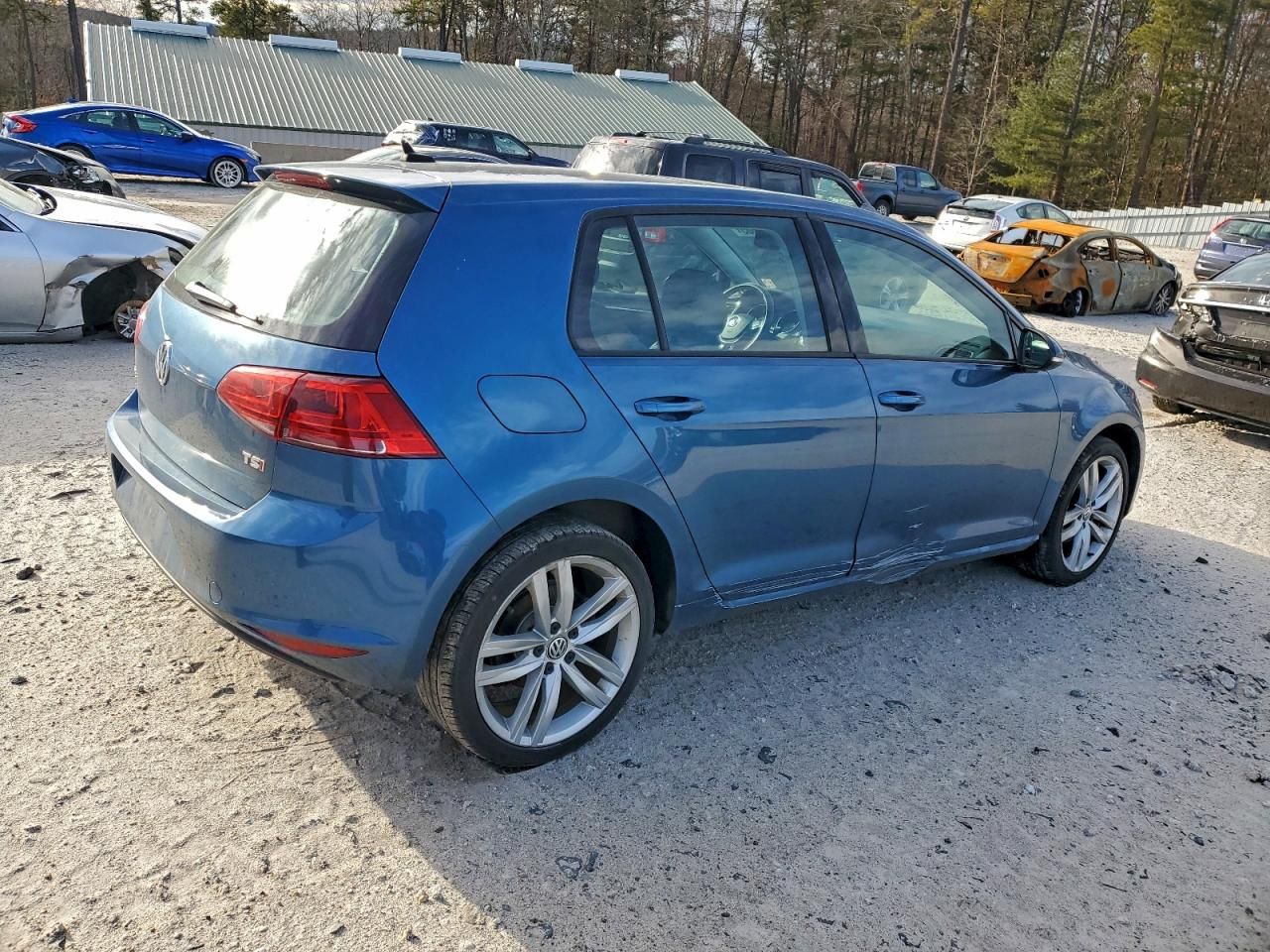 2017 Volkswagen Golf s