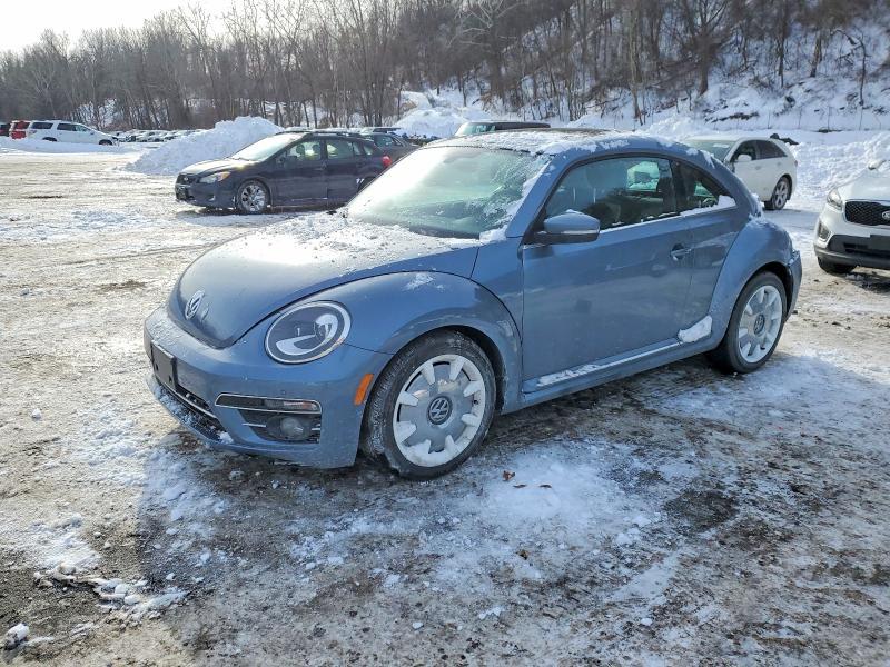 2019 Volkswagen Beetle s
