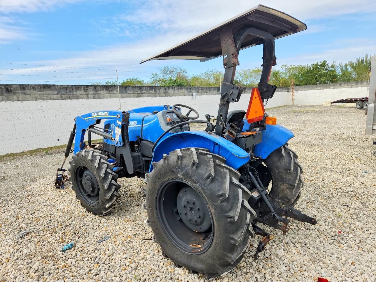 2013 Nlfz Unknown-Mfwd Tractor