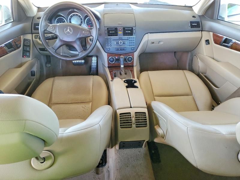 2011 Mercedes-Benz C300